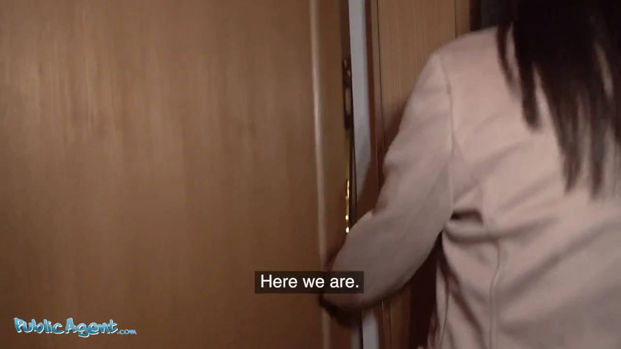 Aaeysha's intimate Valentine's Day encounter in a hotel room porn video