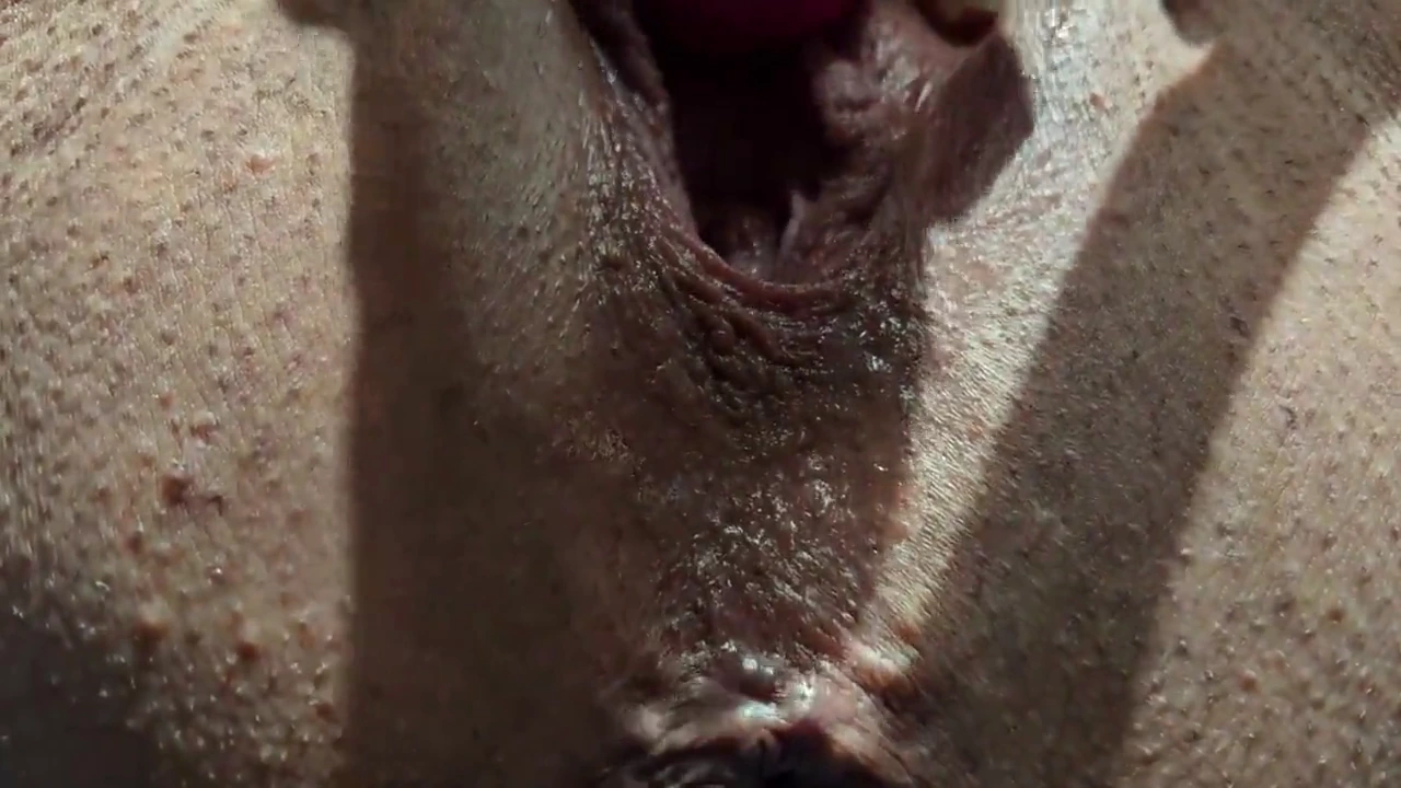 Kandi Laigne gives a hands-on blowjob while straddling your face porn video