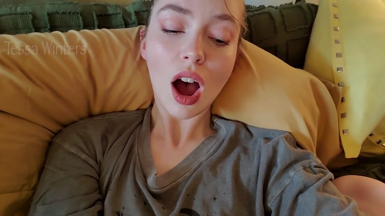 Exclusive video of ex-girlfriend Tessa Winters on FaceTime, JOI style porn video