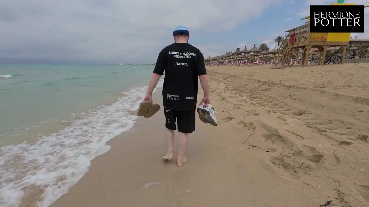A big cock fucking me in El Arenal, Mallorca. A chambermaid enters the room and the man continues to have sex with me. Vlog porn video